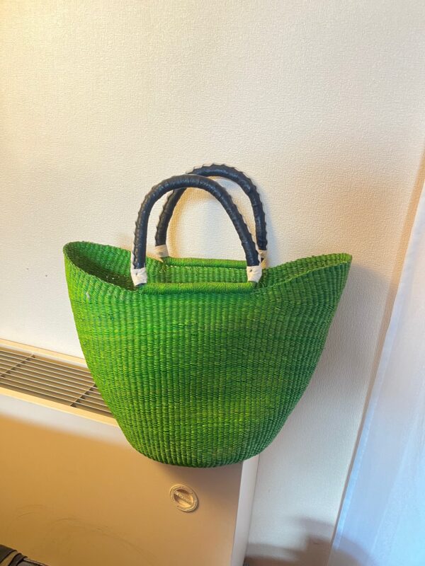 Panier artisanal bolga Aida avec anses en cuir