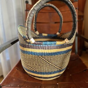 Panier artisanal bolga Kemi avec anses en cuir