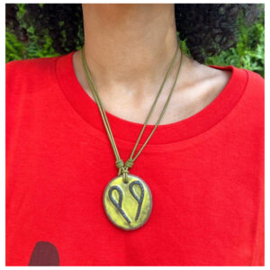 Collier terre cuite-Le couple Dogon  Fait main